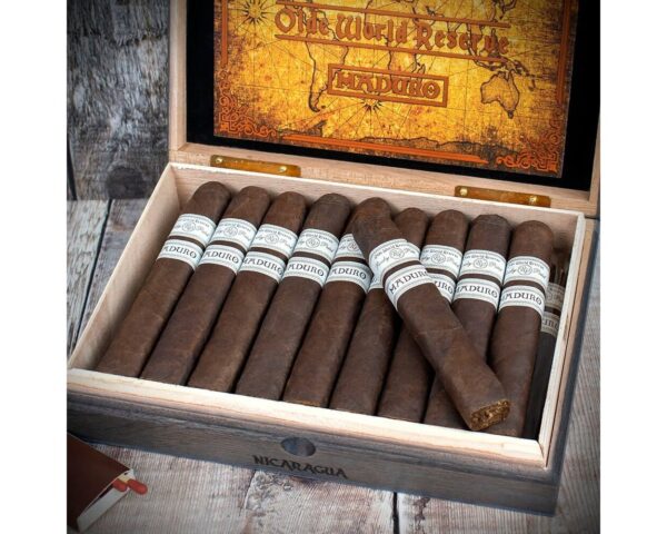 rocky-patel-olde-world-reserve-maduro-robusto-cigars-box_1-1.jpg Rocky Patel Olde World Reserve Maduro Robusto Cigars -Box (20)