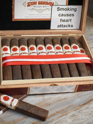 Rocky Patel Sun Grown Maduro Robusto Cigars – Box of 20
